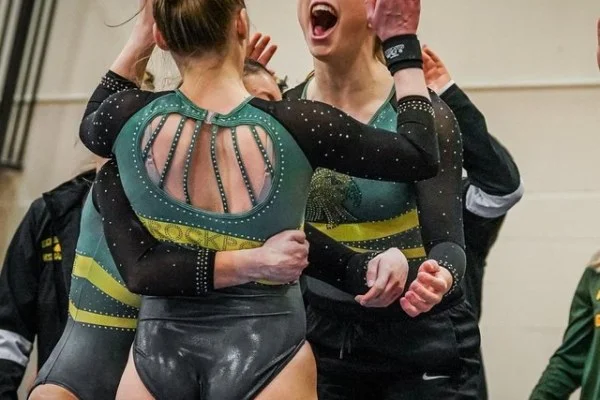 柏林站董志豪冲击200米蛙泳金牌 马尔尚赛场表现与战术分析